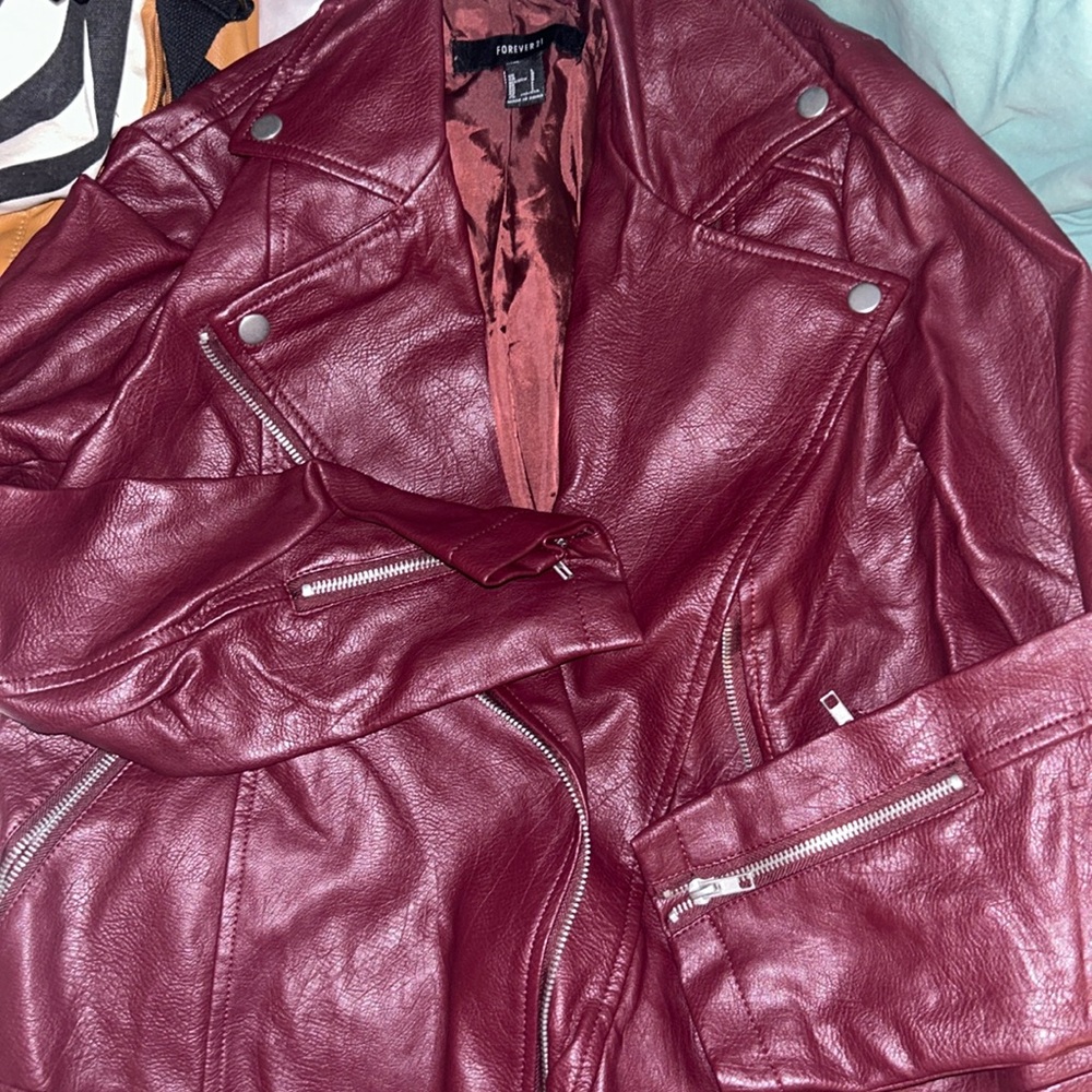 Size Large maroon leather jacket